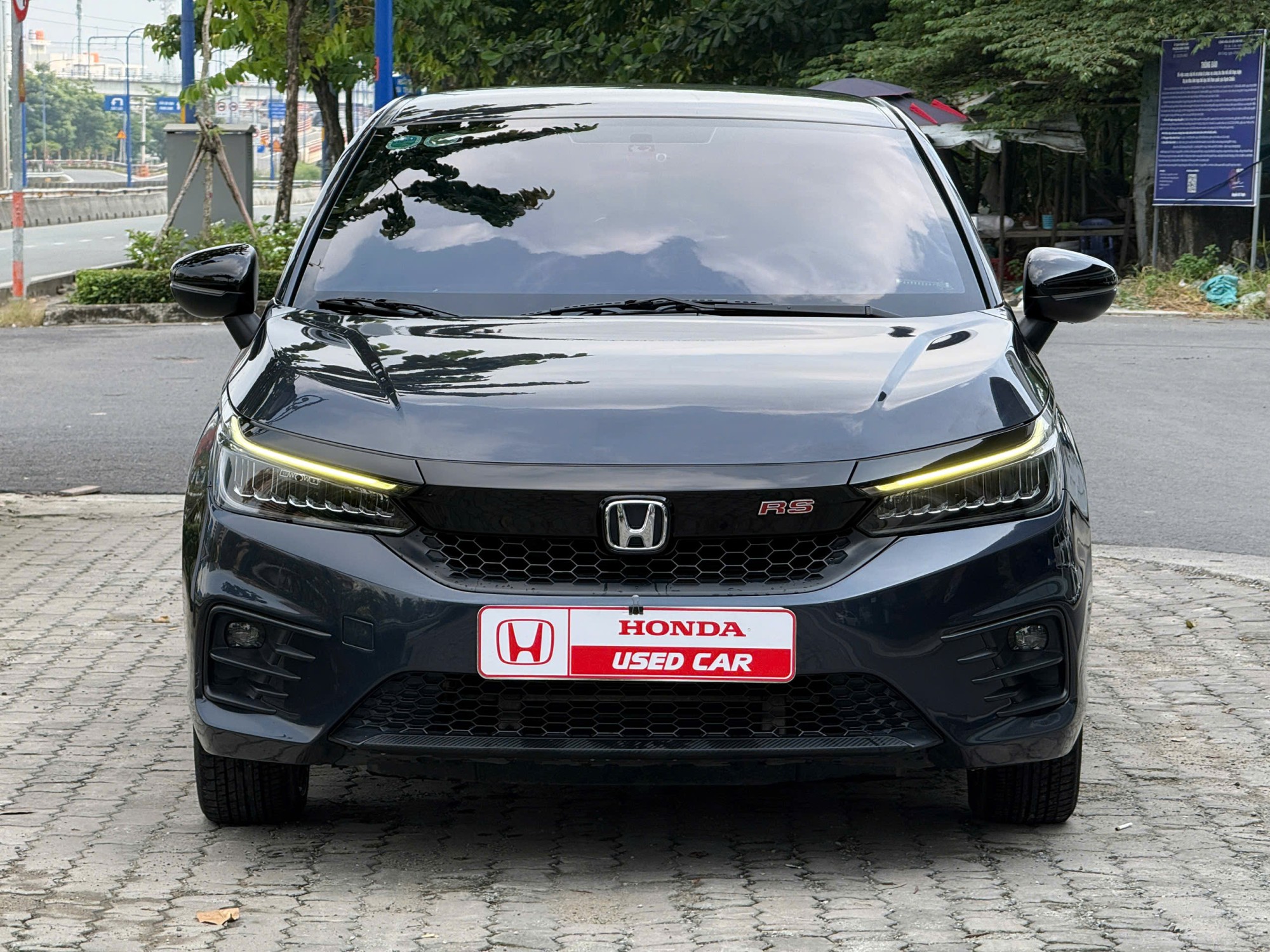 Xe Honda City RS 2022 Màu xám đã qua sử dụng tại Đại lý Honda Ô tô Quận 2